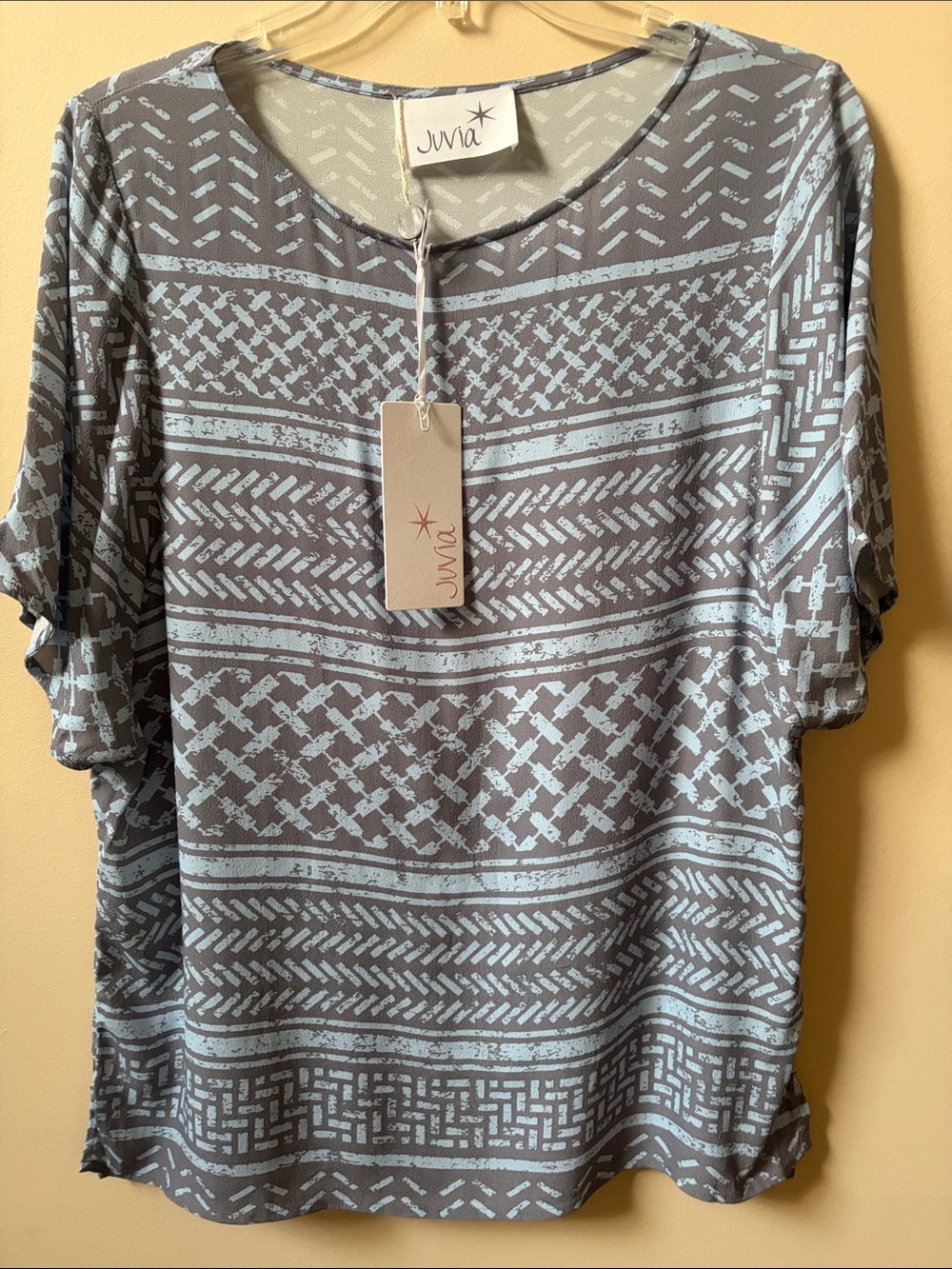 Gray & Light Blue Crepe Short Sleeve Blouse - NEW